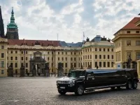 Hummer Limo Hen Voyage